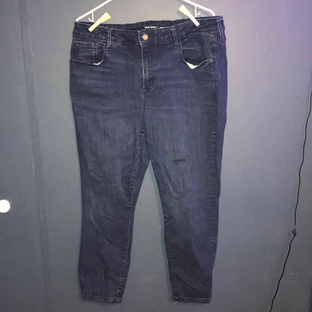 old navy rockstar, built in sculpt skinny jeans